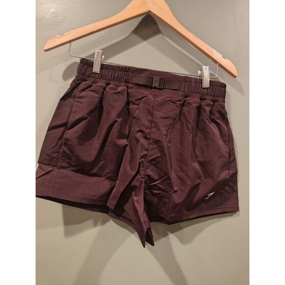 gymshark Buckle Waisted Shorts plum brown small regular fit - Picture 3 of 4